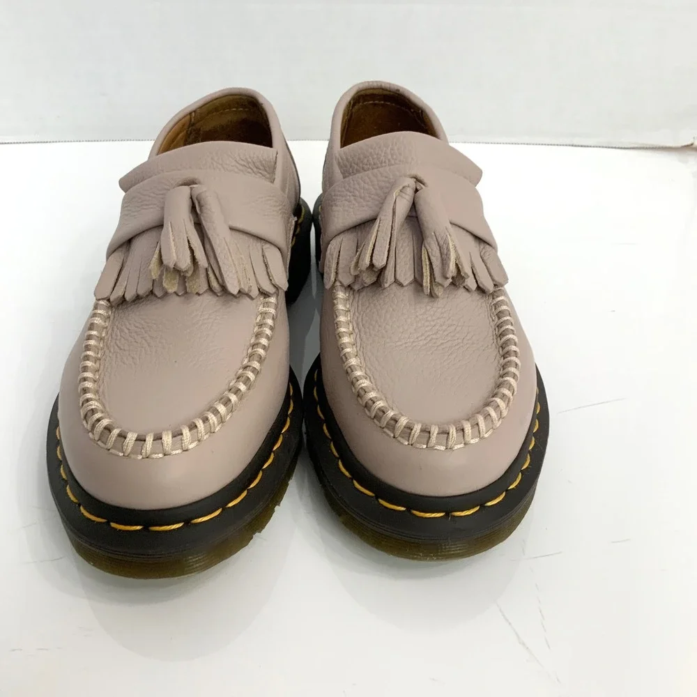 Dr. Martens Sz 6 Adrian Beige Gray Leather Kiltie Tassel Loafers Neutral Office